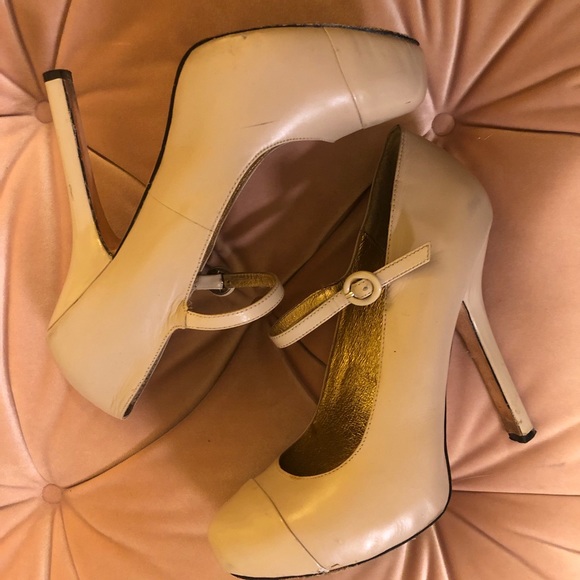 Dolce Vita Leather Pump sz 7.5 - Picture 2 of 5